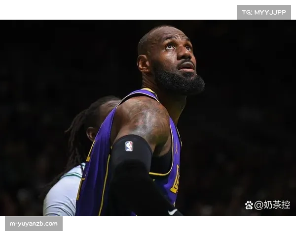 西部球队整体实力接近 季后赛对决呈现均势状态 西部球队整体实力接近 季后赛对决呈现均势状态